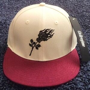 NWT Flaming Rose Fitted Hat